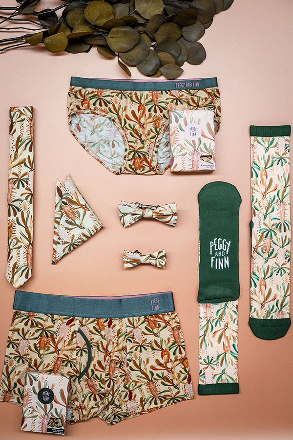 australian natives bow tie grass tree nude