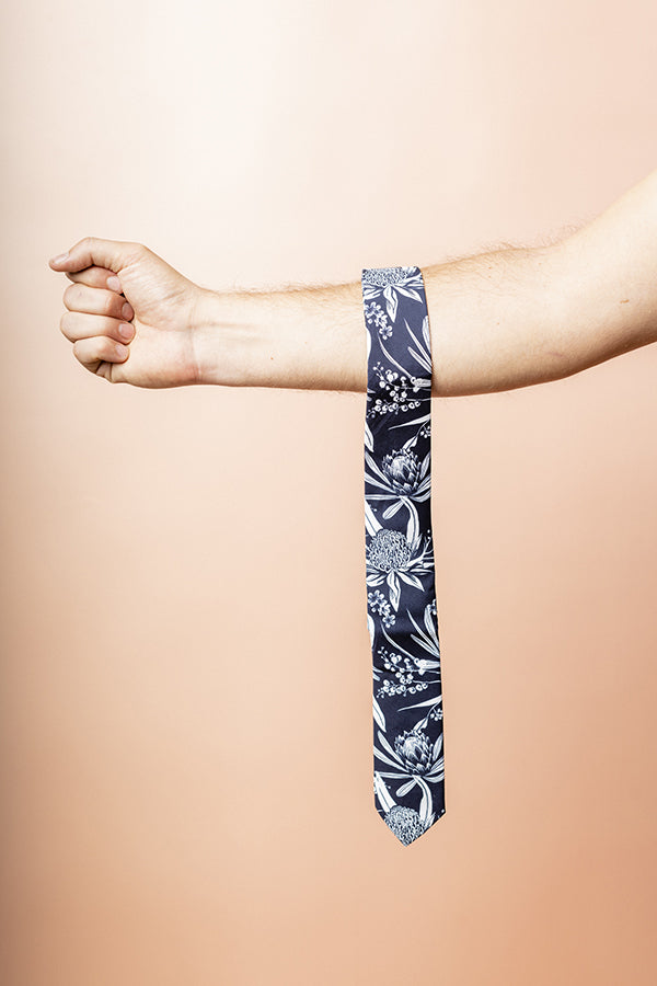 Cotton tie featuring a detailed native Australian flora print, perfect for nature lovers